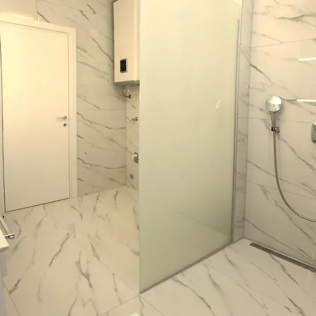 Bed & Breakfast - Teranea Hvar 4*