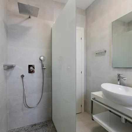 - Teranea Hvar Bed & Breakfast 4*