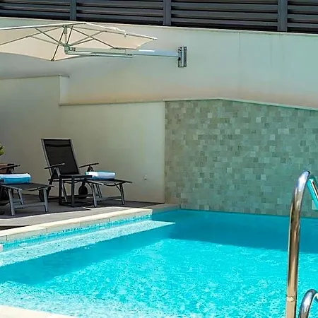 - Teranea Hvar Panzió 4*