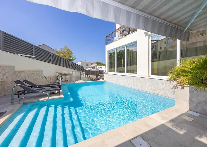 - Teranea Hvar Hvar Town