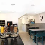 Frühstückspension - Teranea Hvar 4*