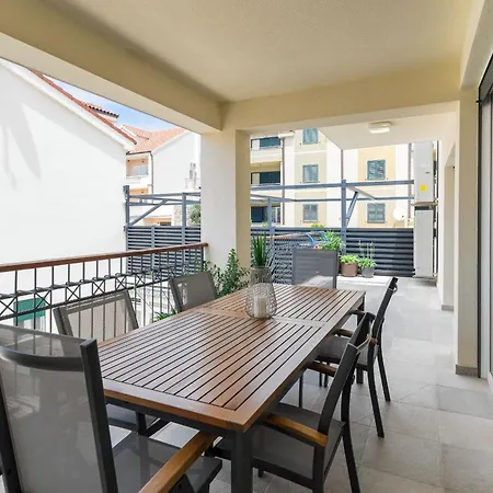 - Teranea Hvar 4*
