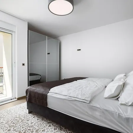 - Teranea Hvar Bed & Breakfast