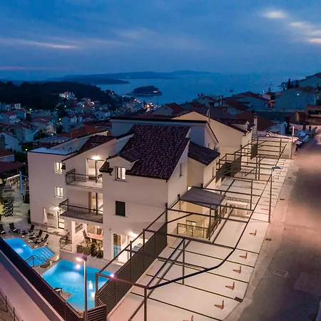 - Teranea Hvar 4*