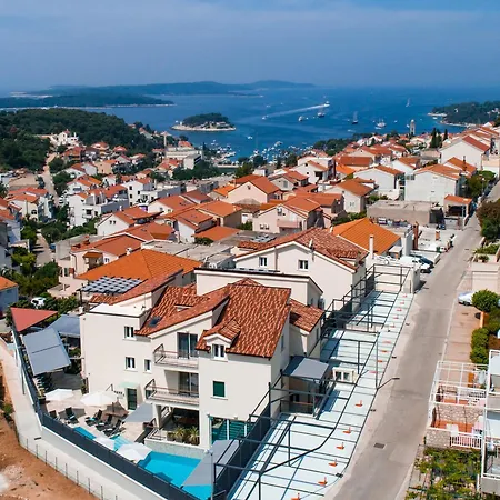 Szálloda - Teranea Hvar 4*