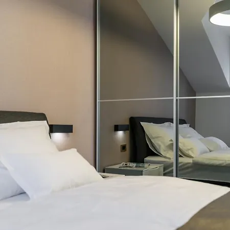 - Teranea Hvar 4* Hvar Town