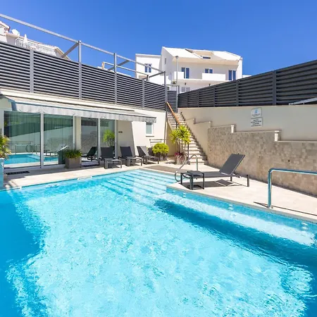 Alojamento de Acomodação e Pequeno-almoço - Teranea Hvar