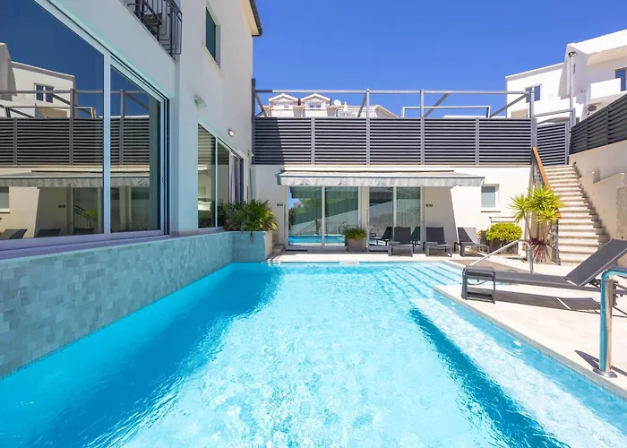 - Teranea Hvar Alojamento de Acomodação e Pequeno-almoço 4*